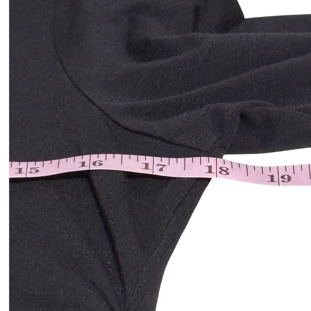 Athleta Sz. M -Black Ruched Side Crossover Tulip Hem Long Sleeve Scoop Neck Top - Picture 5 of 8